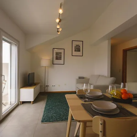 Apartment Best 103-central Ferrel Ii *
